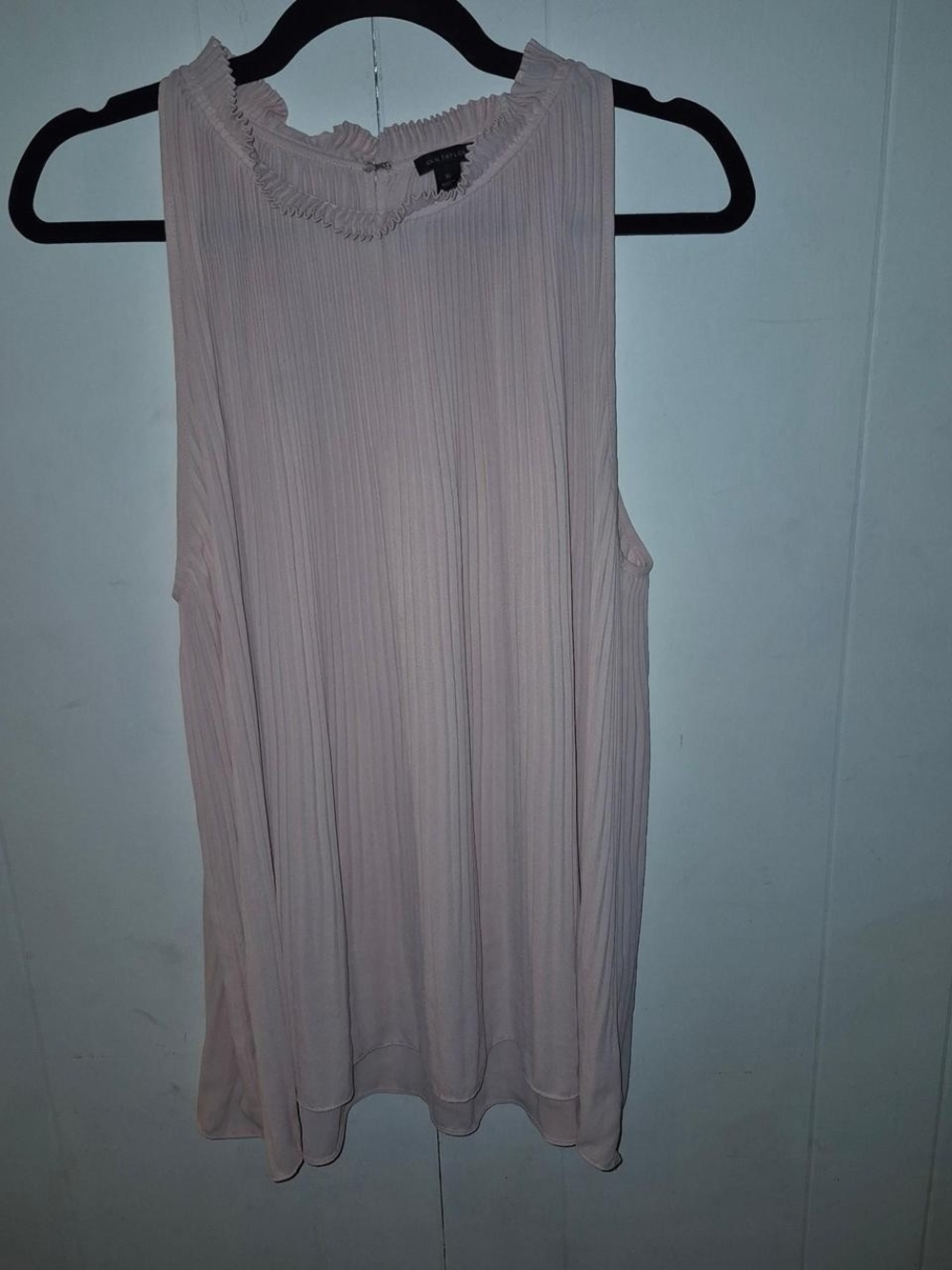 Ann Taylor Pleated Sleeveless Blouse - Blush Pink